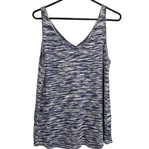 Nic + Zoe NWT’s Vital v-neck tank in a blue/white stripe. Size large